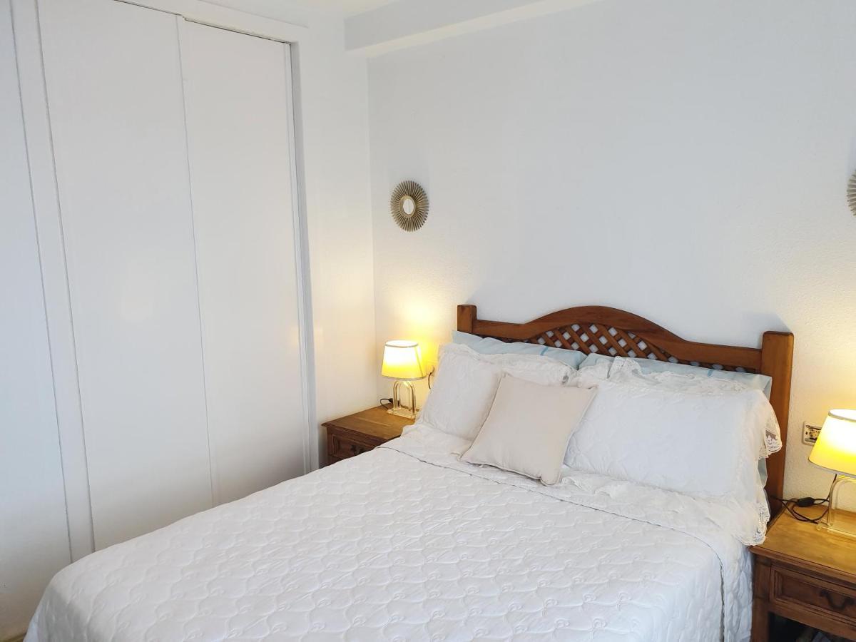 Apartment In Campoamor Overlooking The Swimming Pool المظهر الخارجي الصورة