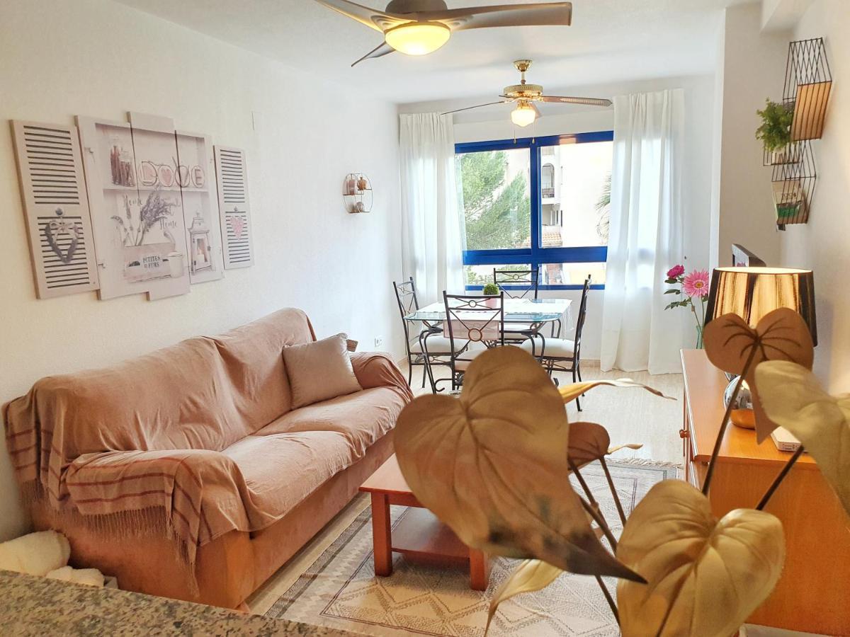 Apartment In Campoamor Overlooking The Swimming Pool المظهر الخارجي الصورة